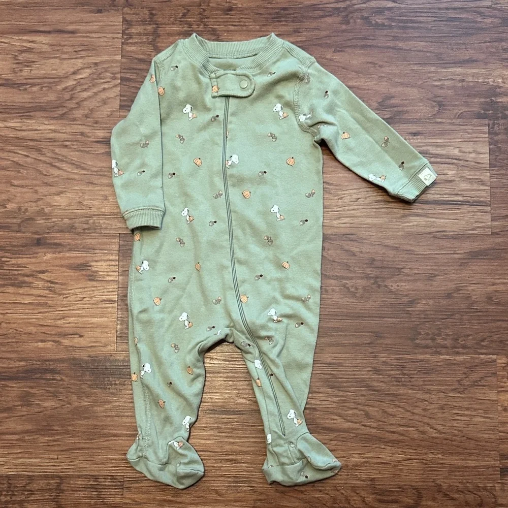 Snoopy Fall Baby Footie Sleeper NWOT Size 3-6 Months